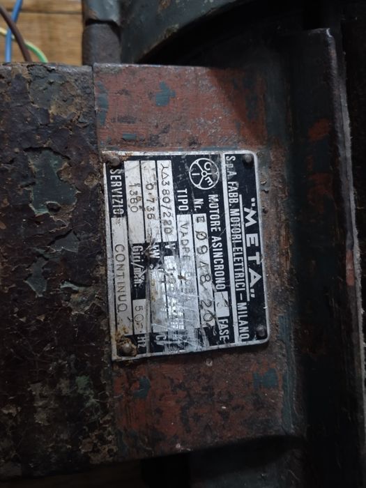 Асинхронный двигатель 0.75кВт