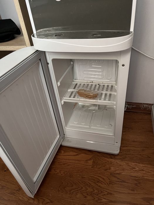 Диспансер для воды, кулер для воды