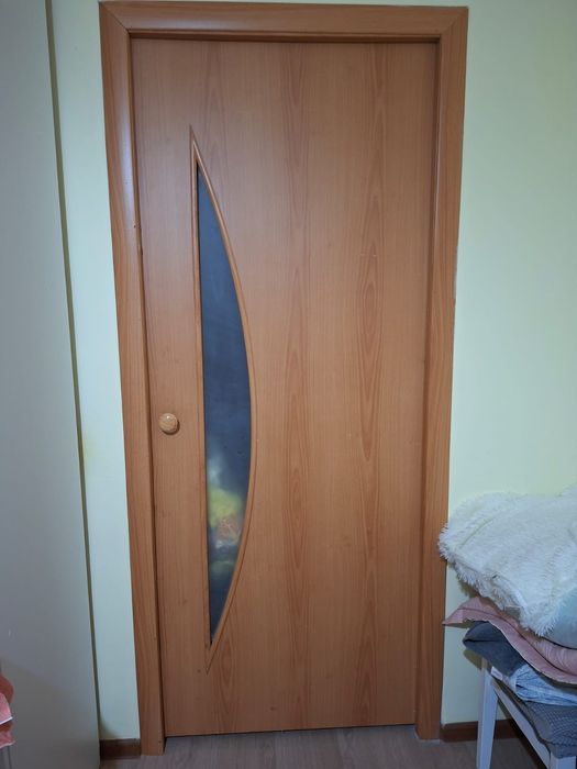 Продам б/у двери