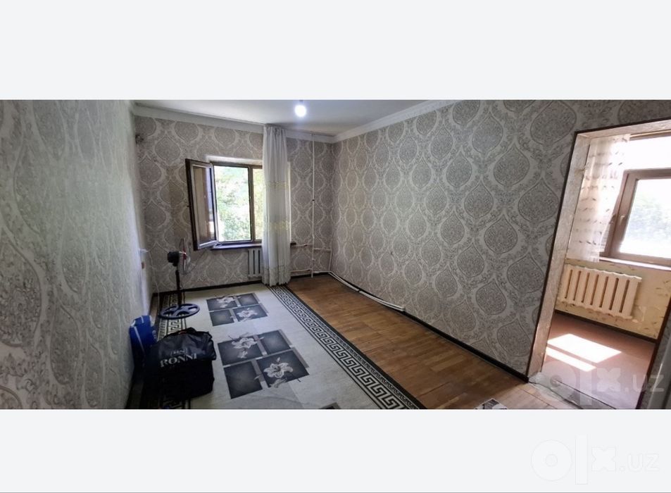Прадаетса квартира карасу 6 базарчик