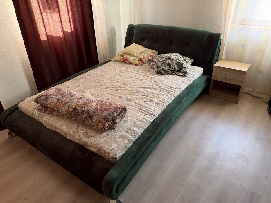 Vand mobila /pat/canapea/dulap/frigider/clima portabila/masina de spalat