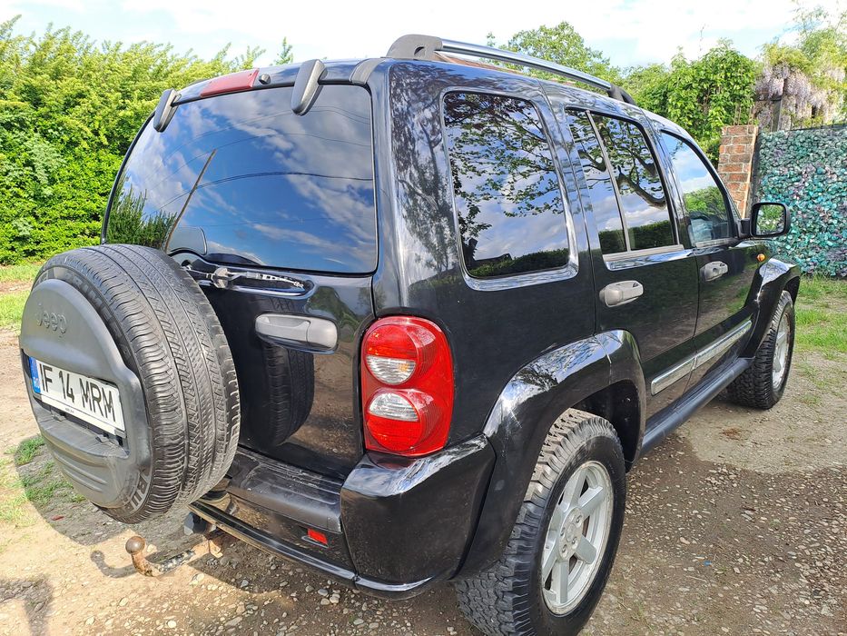 JEEP Cherokee 2005 — imagine 3