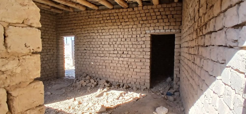 Uy sotiladi ! Pabedada