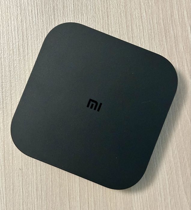 Mi Box S тв приставка