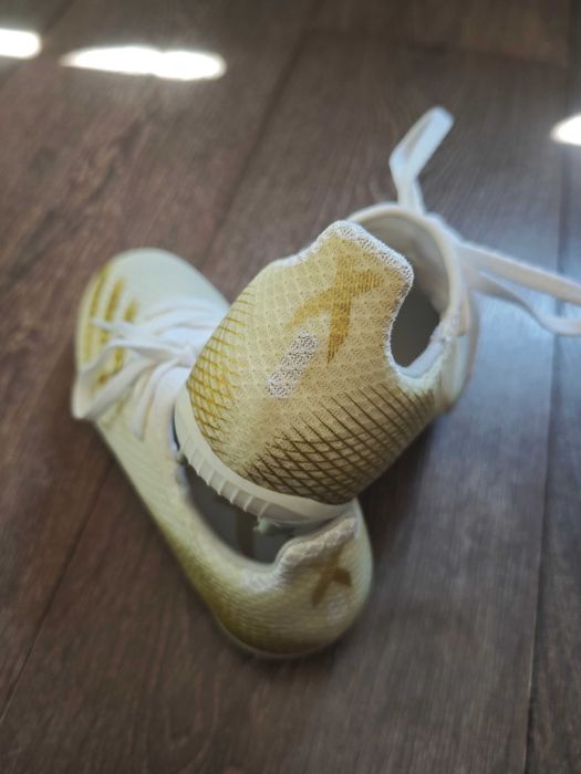 Футболни бутонки ADIDAS - 31 номер