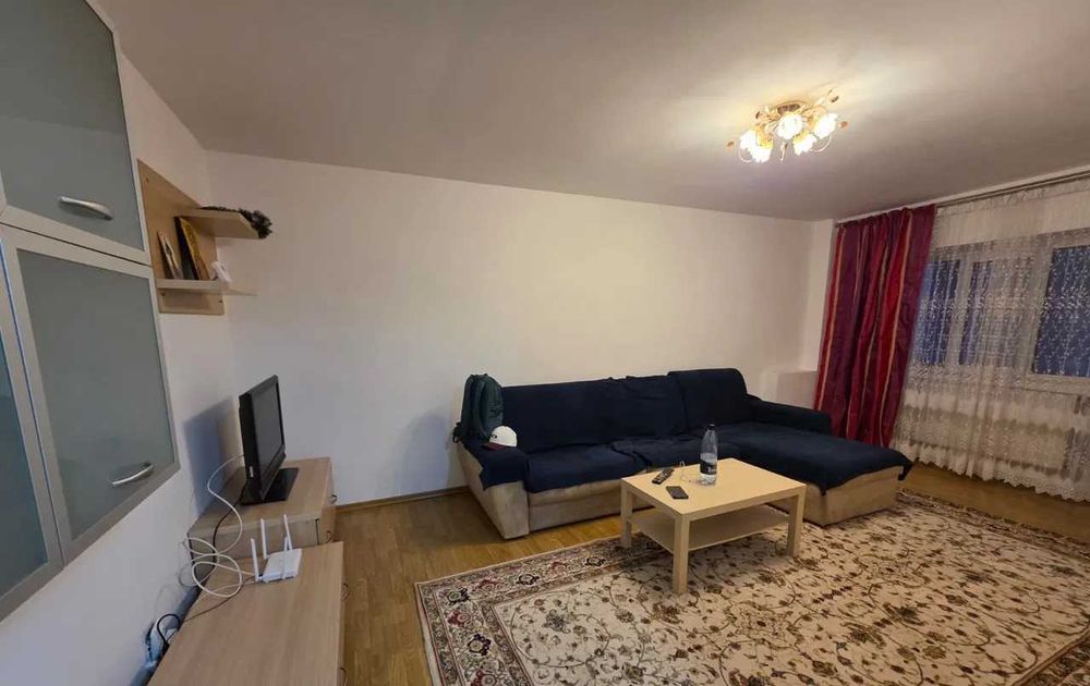 Inchiriez apartament 3 camere