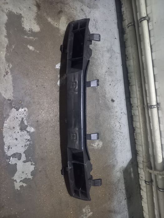 Усилитель бампера