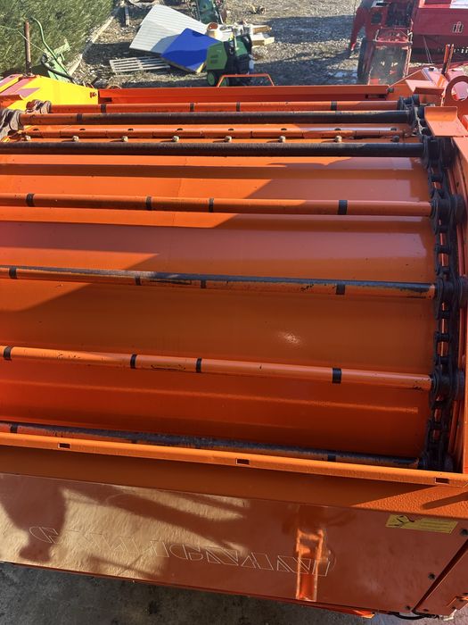 Presa Balotiera baloti rotunzi 130x120 Gallignani pe Lant sistem Krone