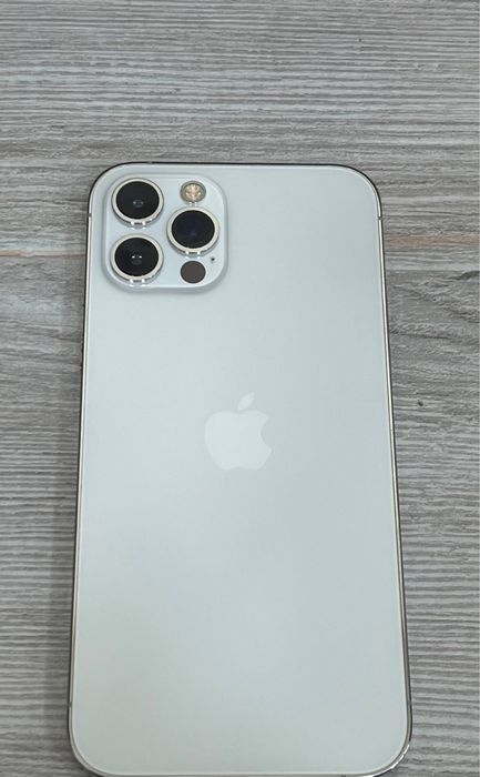 iPhone 12 pro Silver 128 GB