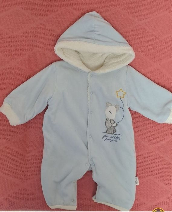 Комбинезоны для новорожденных.