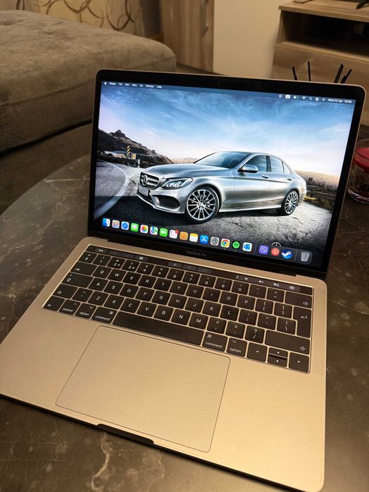 MacBook Pro 13 2017 Touchbar i7