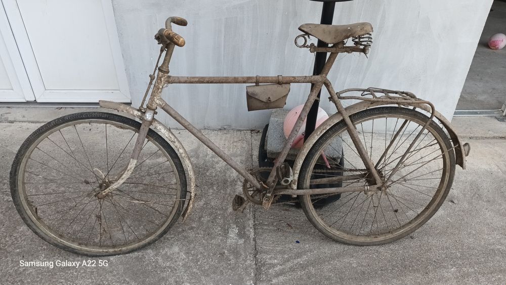 Bicicleta  veche