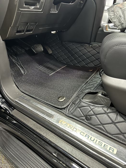 9D polik / коврики для LC200