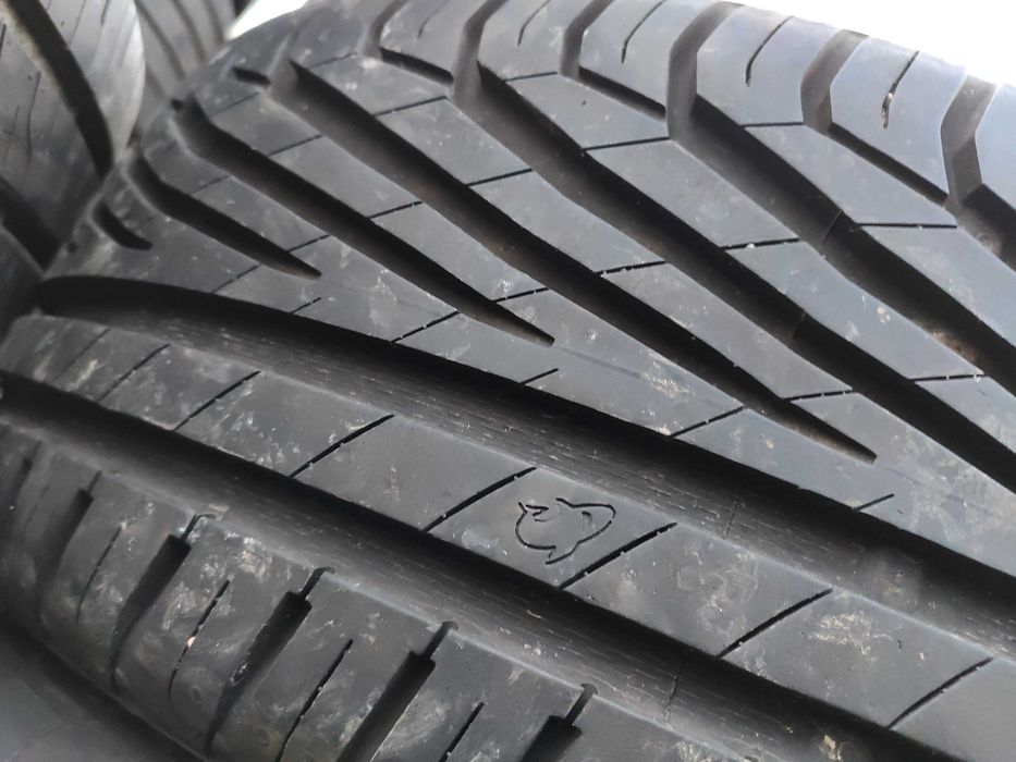 4бр Летни гуми 215 45 17 - Uniroyal -
