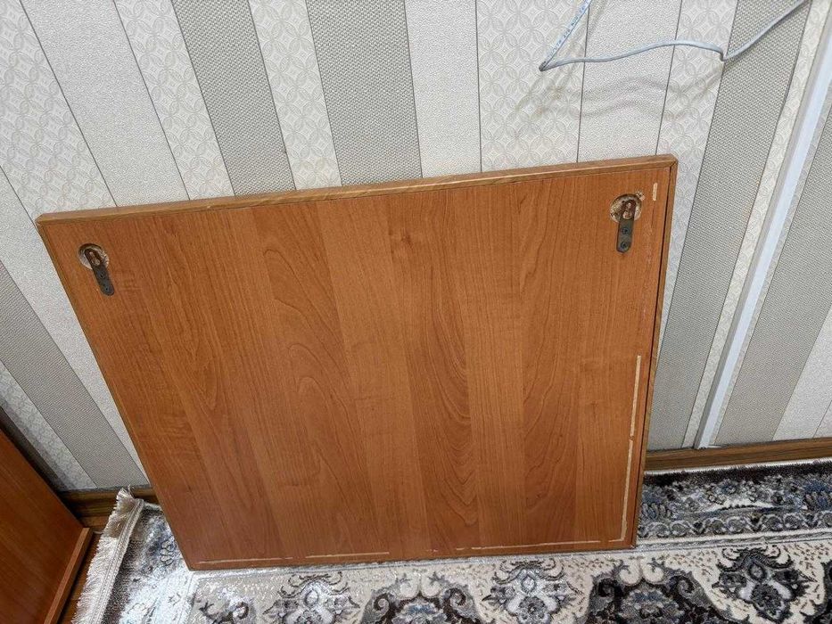 Продам зеркало б/у размером 70*60