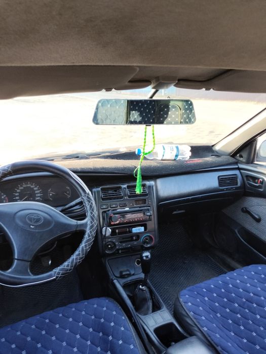 Продам Карину е 1992г