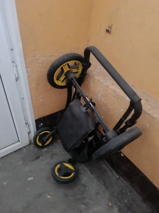 Коляска автокресло
