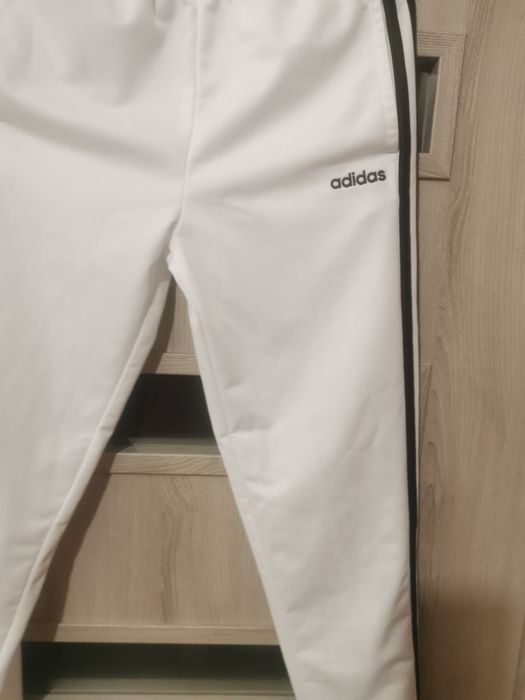Екип Адидас /Adidas 10-12, като нов