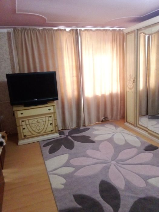 Продам половину коттеджа.