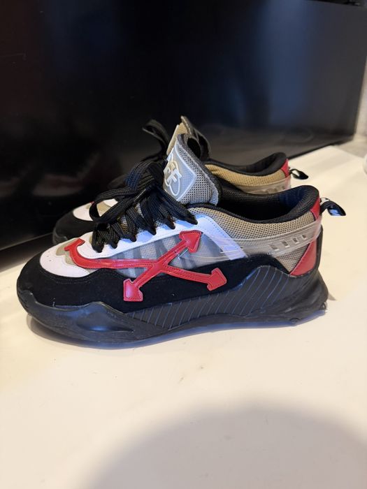 Off white обувки 43 номер