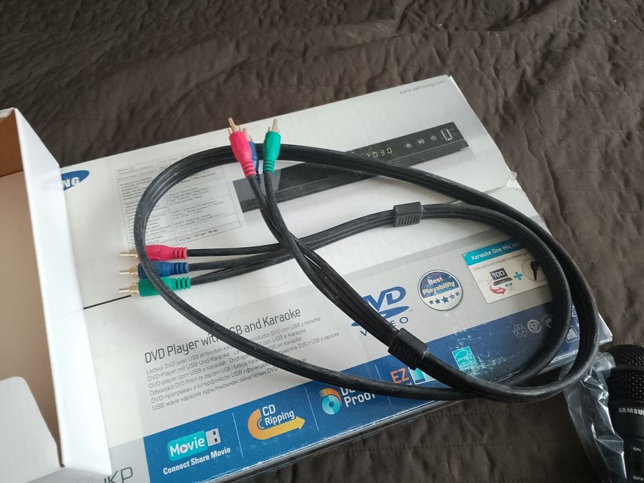 ДВД плеер продам новый