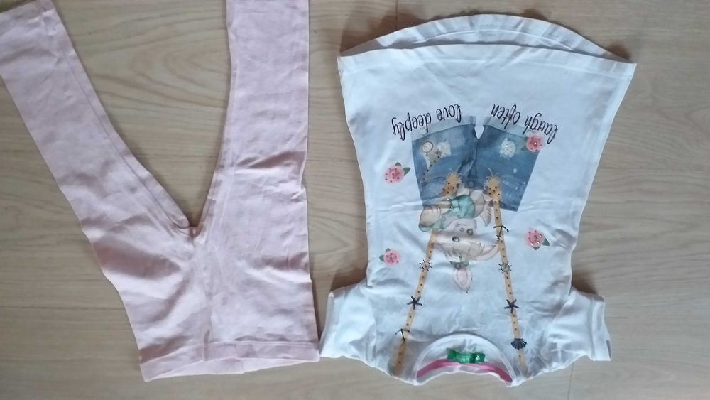 много красиви фирмени костюми за момиченце -25лв.брой