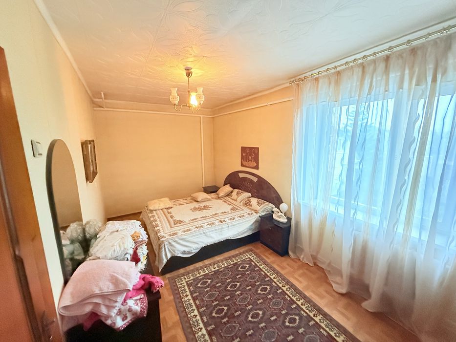 Дом 296 м², 6,7 соток с гаражом