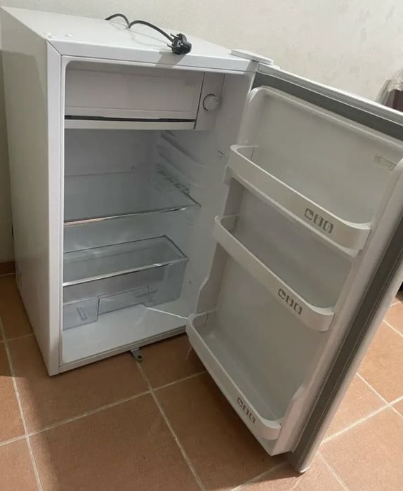 Продам холодильник Artel