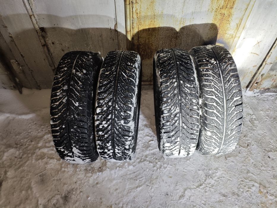 Продам резину змнию Кама с дисками 5.112