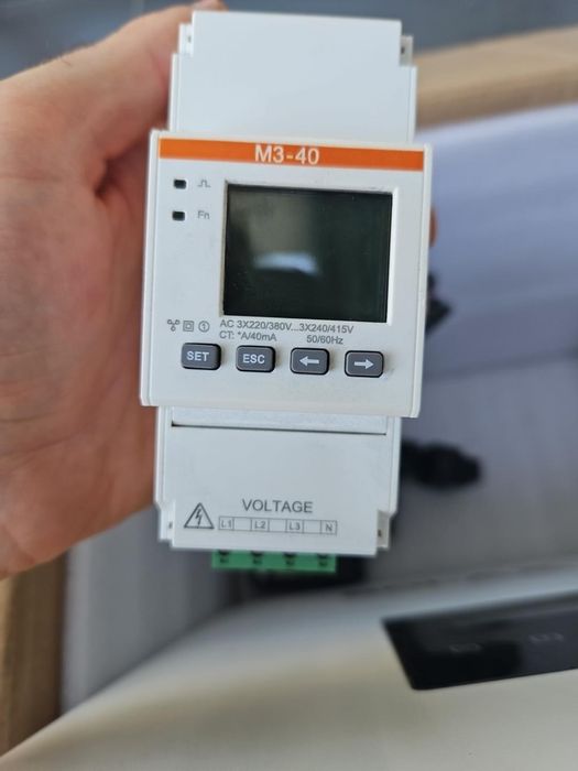 Invertor SolaX X3-MIC-12K-G2 12kW trifazat + WiFi + Smart Meter