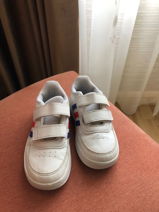 Pantofi Adidas copii