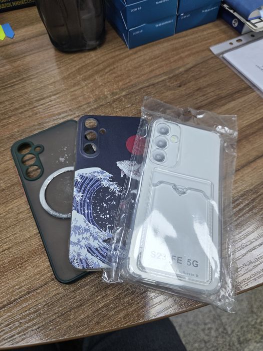 Чехлы на Samsung s23 fe