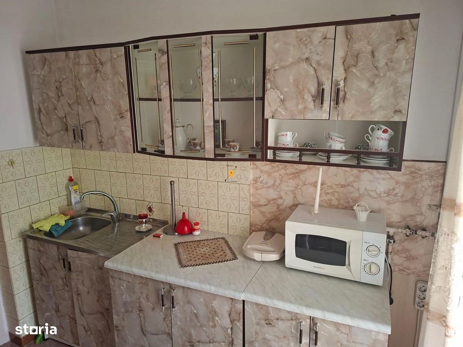 Apartament 3 camere zona Cantacuzino-Paltinis