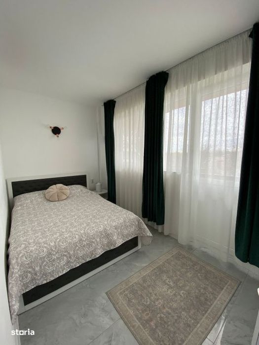 Apartament 4 camere decomandat, 110 mp, zona Consul, Utilitati incluse