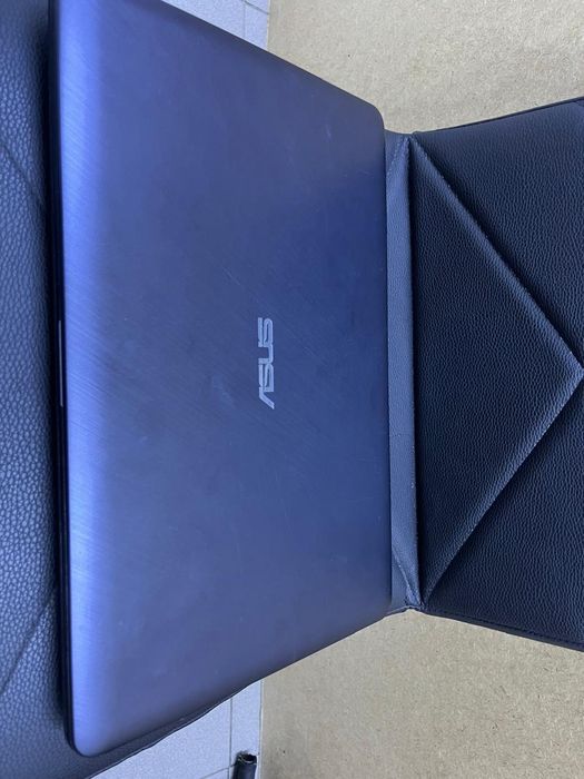 Ноутбук Asus i3-6100