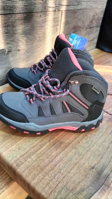 Ботинки размер 33