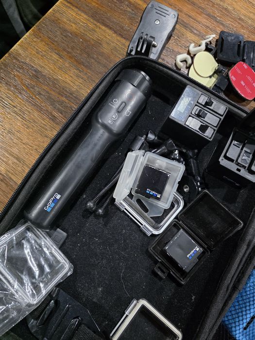 Go pro hero 7 black-karma grip-9 acumulatori