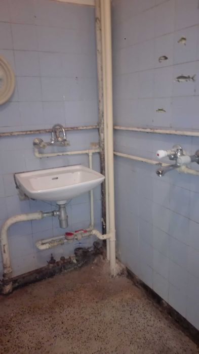 ЕДНОСТАЕН, Широк Център, Китайската стена