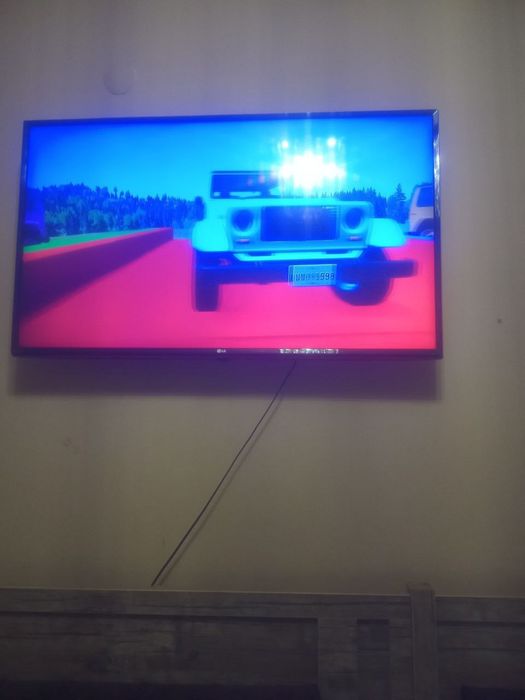 LG смарт 43 телевизор: 3 000 000 so’m