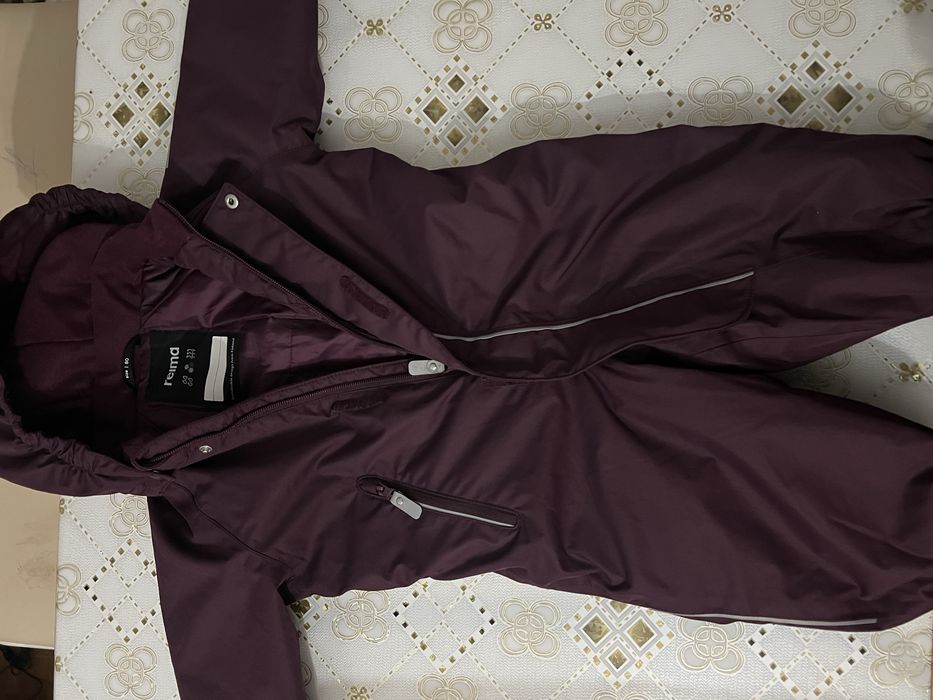 Комбинезон Рейма в отличном состоянии, 2 снежинки