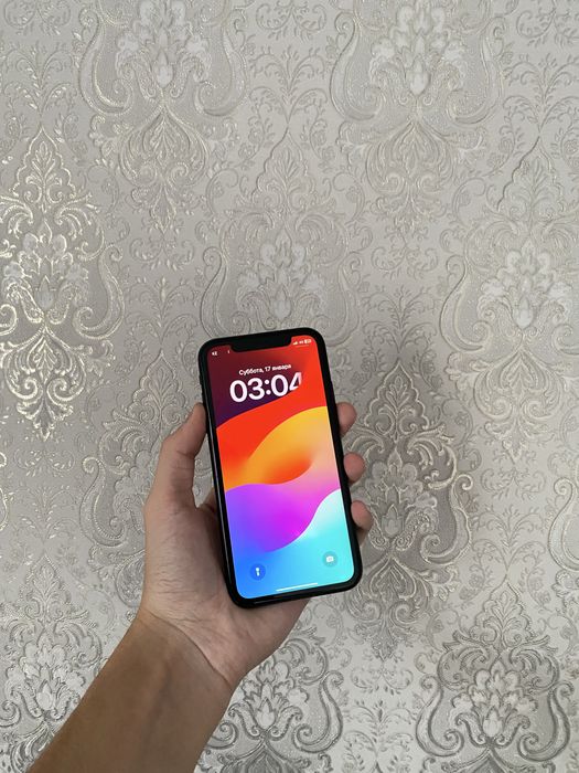 Продам срочно iPhone XR 64GB