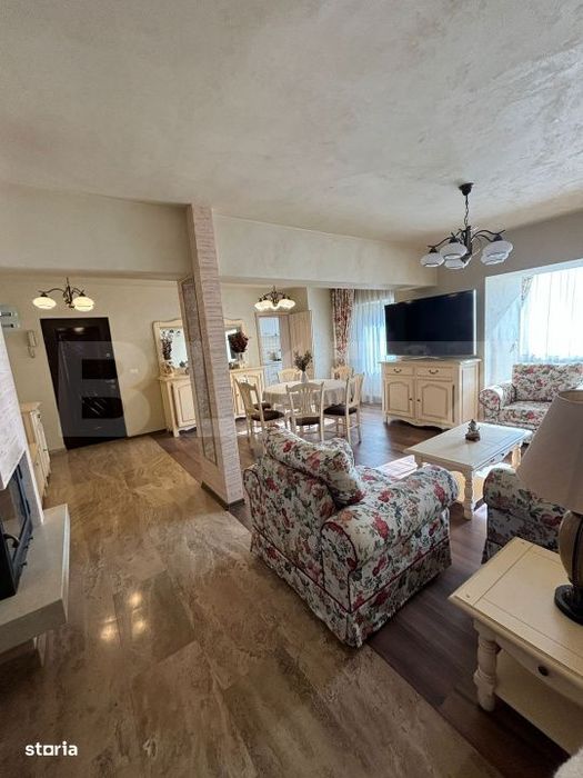Apartament 4 camere, ETAJ 1, Bulevardul Independentei - cu loc de parc