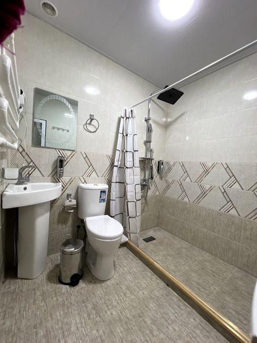 Hotel SHAHINA Регистон