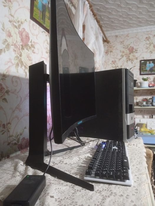Продам системник