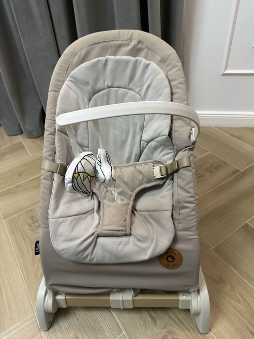 Fotoliu balansoar Lionelo