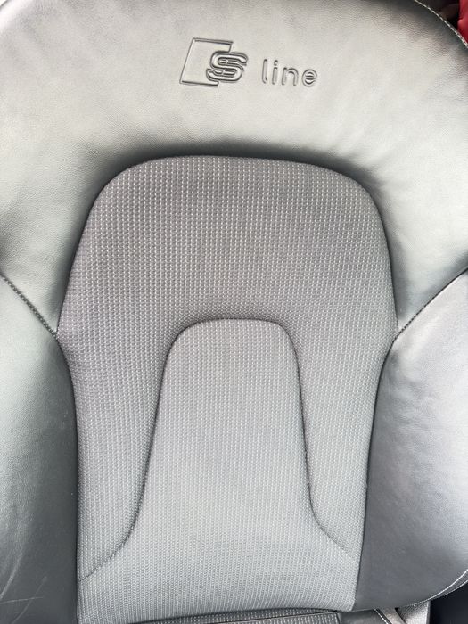 Audi A4 Vând Audi a4 S LINE b8.5,(2014) cutie automată multitronic.