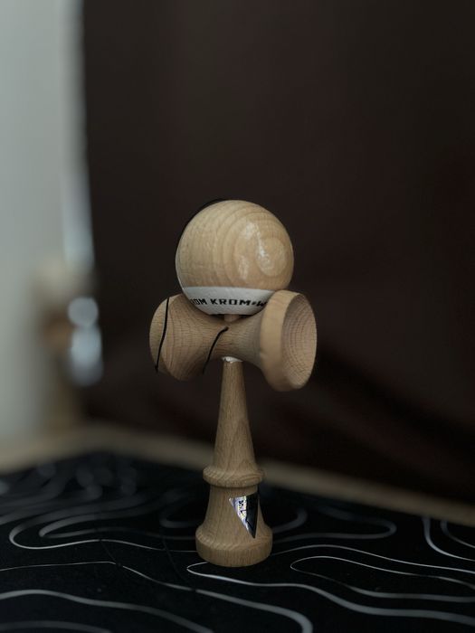 URGENT!! Vand Kendama Krom pop Sticky naked