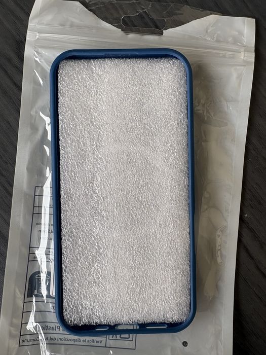 Husa premium iPhone 16 Techsuit Luxury Crystal MagSafe, albastru