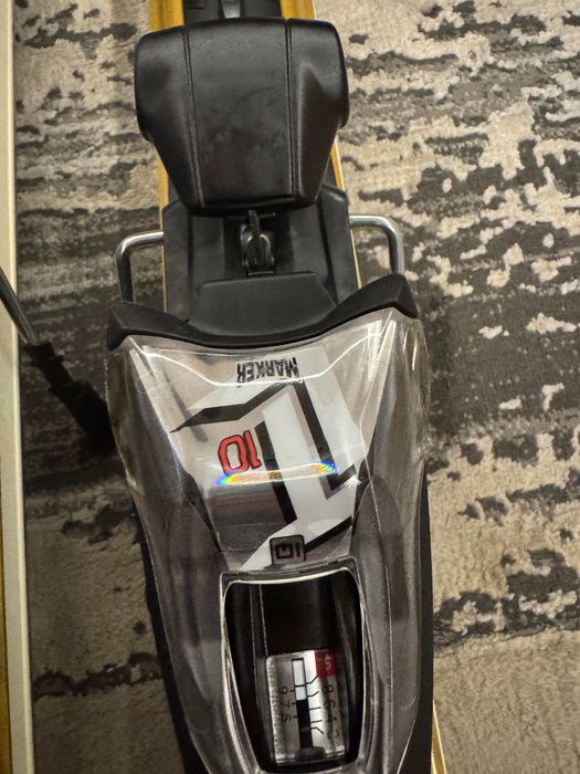 Ски Blizzard Magnum 7,4