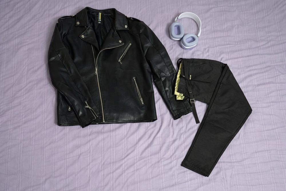 Koja + simi bilan arzonga beriladi ideal holatda